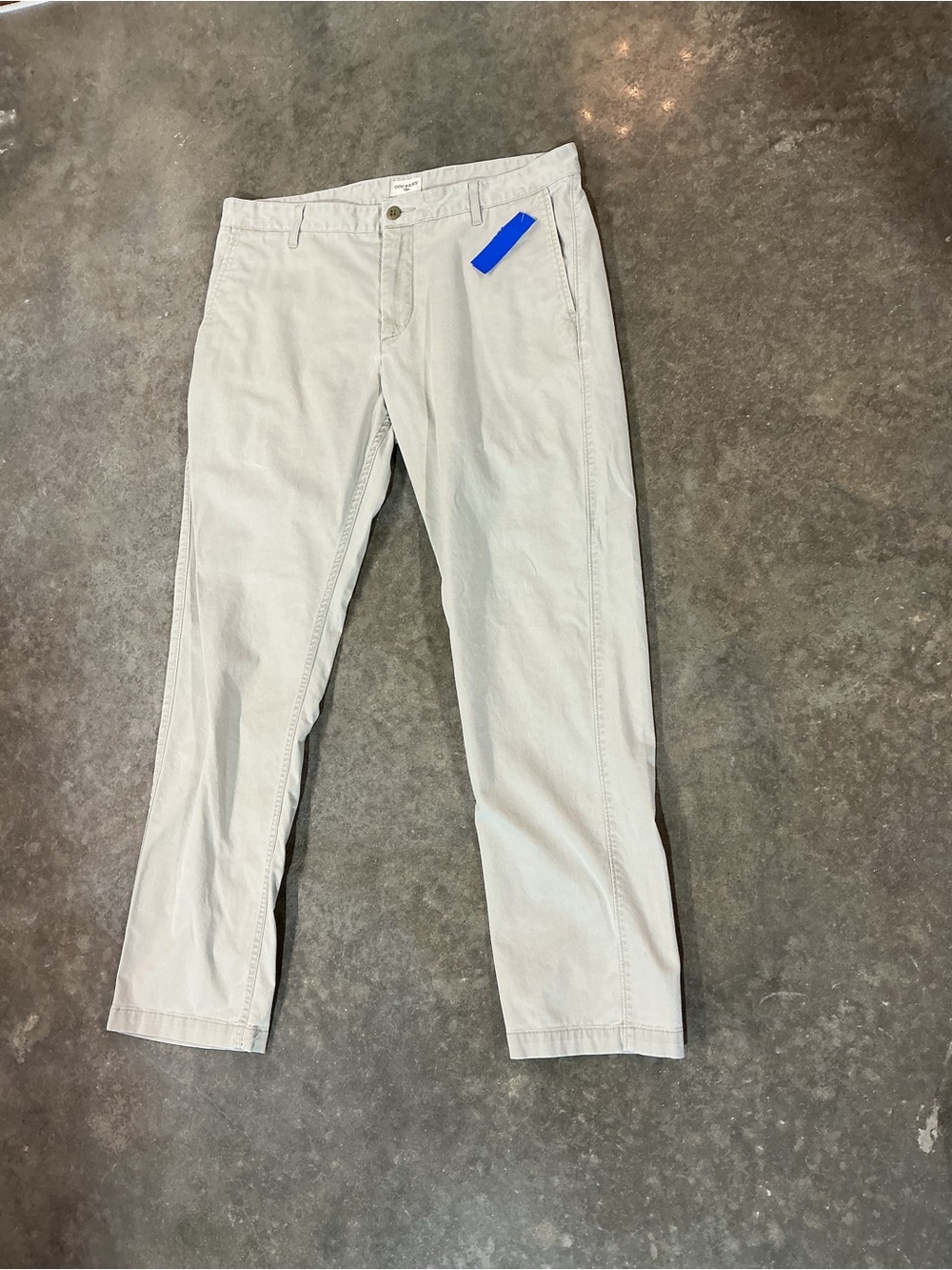 Dockers Slim Tapered Khaki Chino Pants Men’s Light Beige Casual Stretch Classic